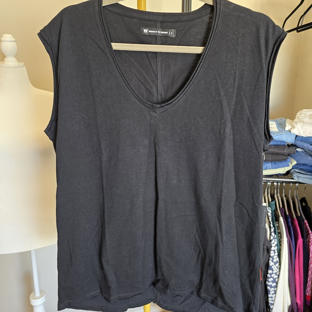 Womem's Wear It To Heart Small Tee